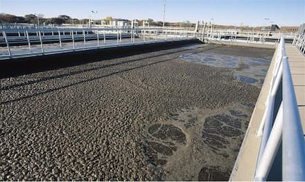 What are the characteristics of paper water treatment defoamer?